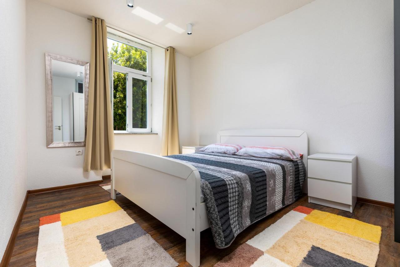 Apartments Smaila 1729 พูลา ภายนอก รูปภาพ